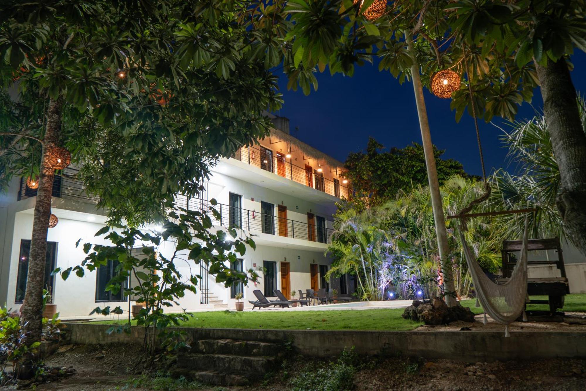 Hotel Makech บากาลาร์ ภายนอก รูปภาพ